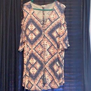 New w/out tags Short sleeve/cold plus size shirt